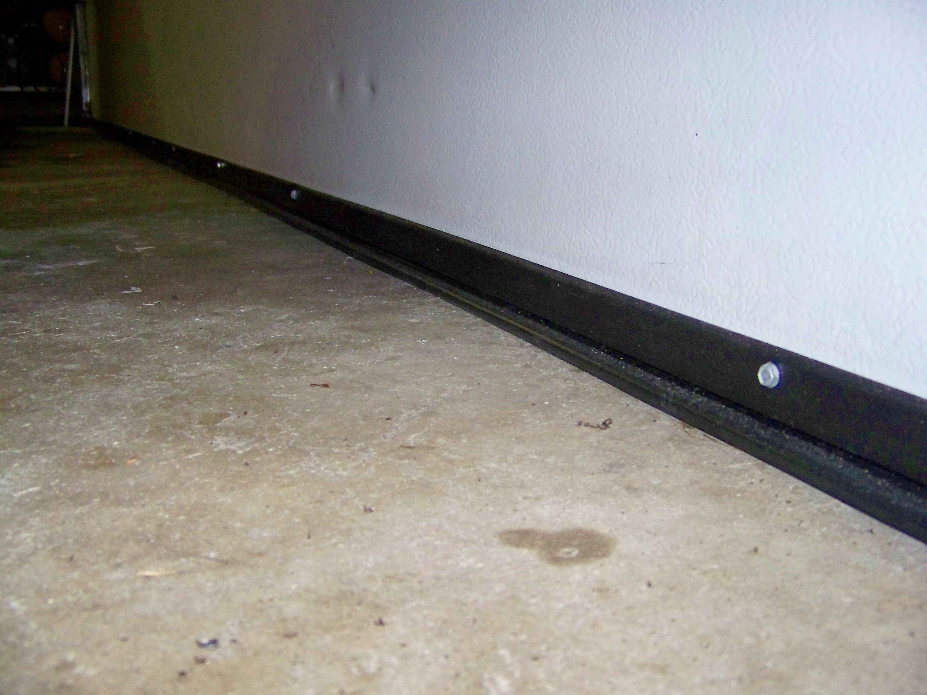 How To Install A Garage Door Threshold Seal - BS3